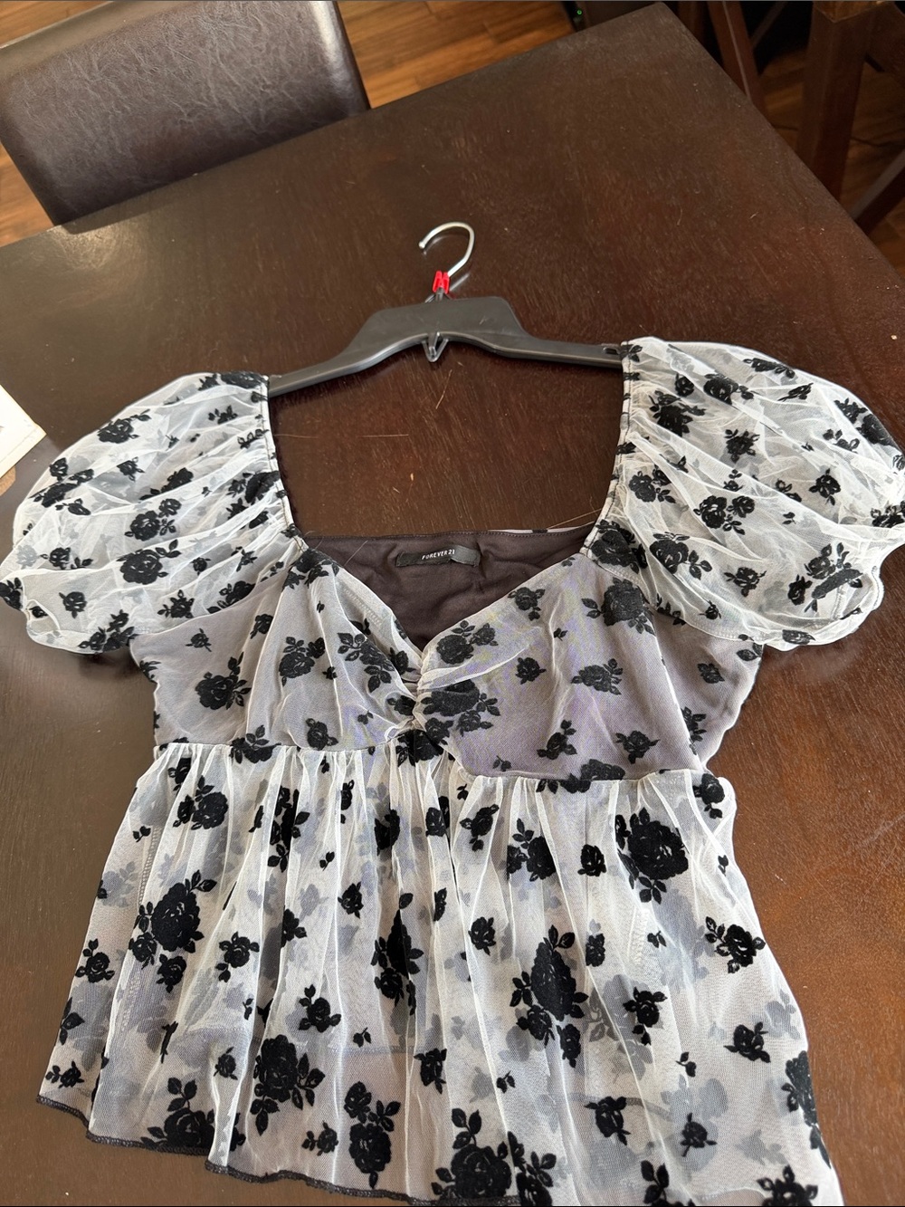Forever 21 Black Floral Sheer Puff-Sleeve Blouse